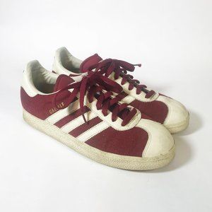maroon gazelles